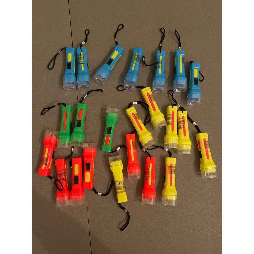 23 Pack 3.5" Mini Plastic Flashlight Keychain Colors LED Flashlight...